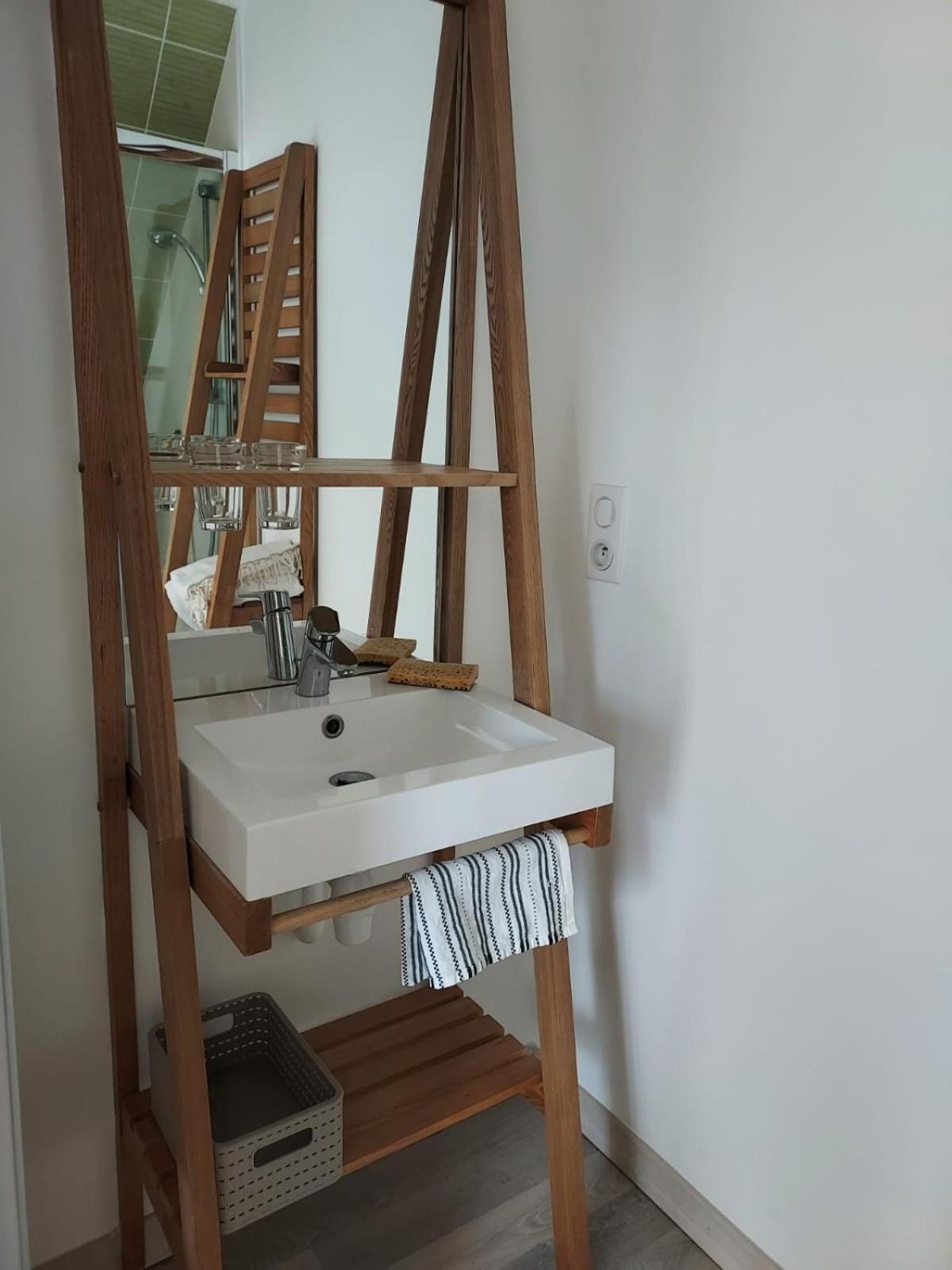 Villa Familiale Bord De Mer Beg-Meil Bagian luar foto